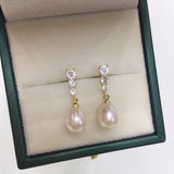 Natural pearl stud earrings